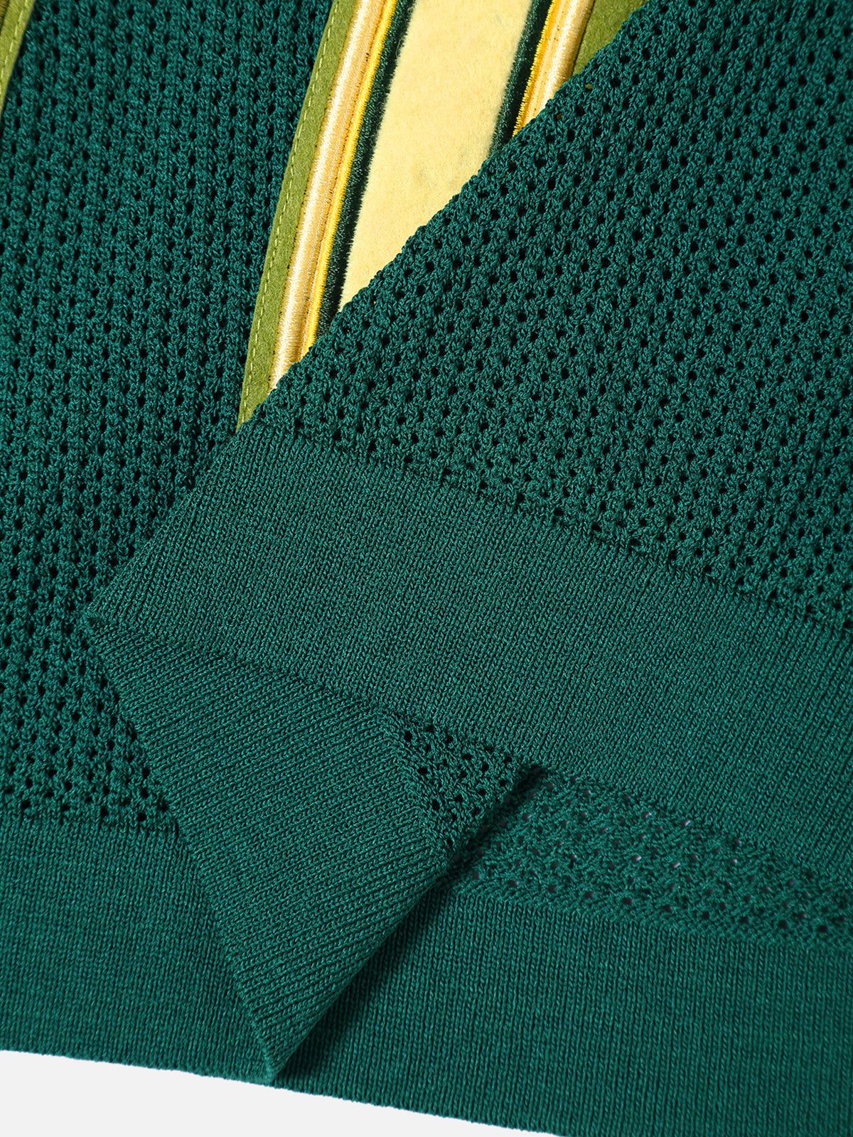 Aelfric Eden 77 V-Neck Knit